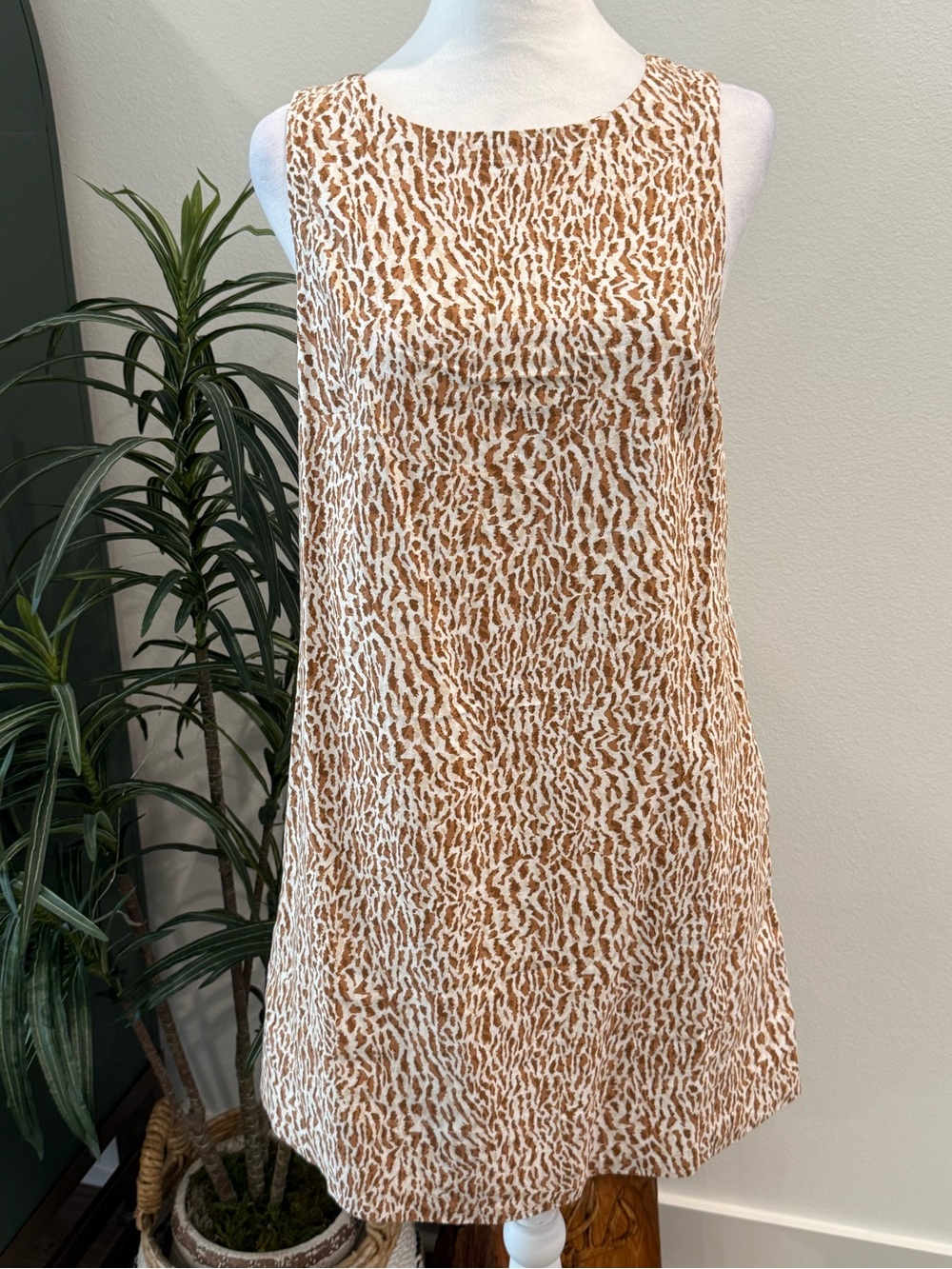 Old Navy Printed Linen-Blend Mini Shift Dress Animal Print Crew Neck Loose Fit